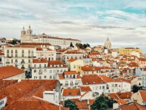 renting in portugal