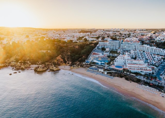 renting in algarve